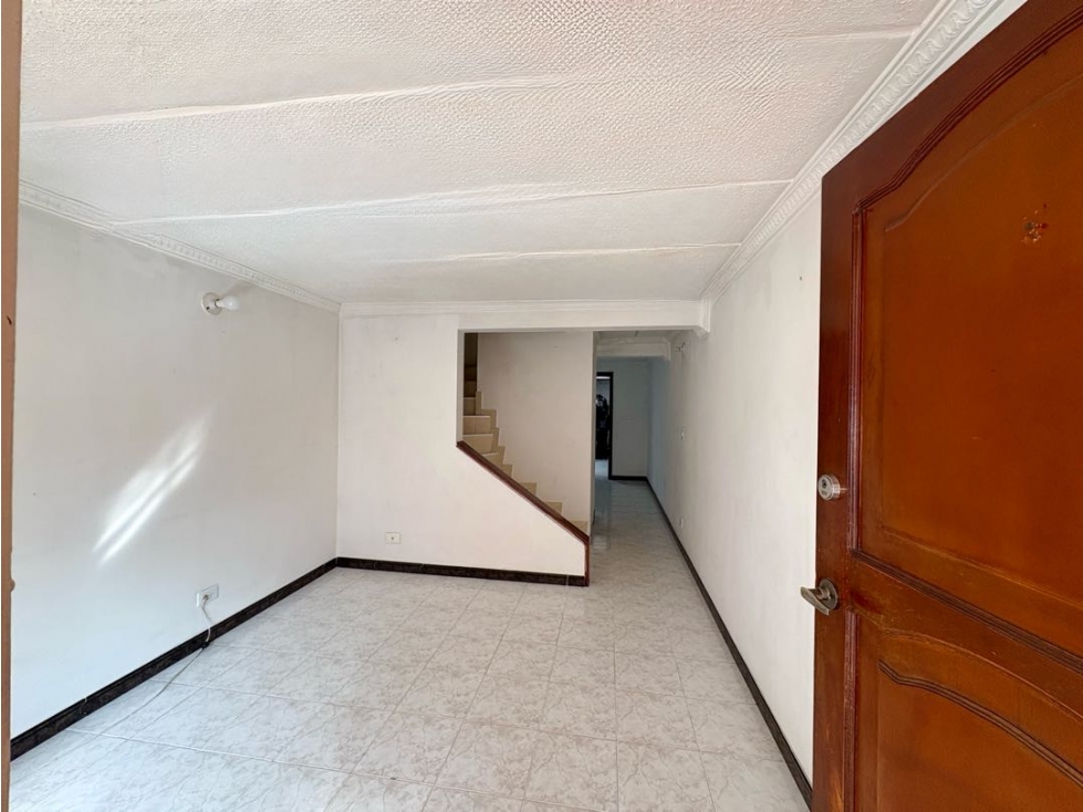 VENDO CASA PORTALES DEL NORTE — foto 2