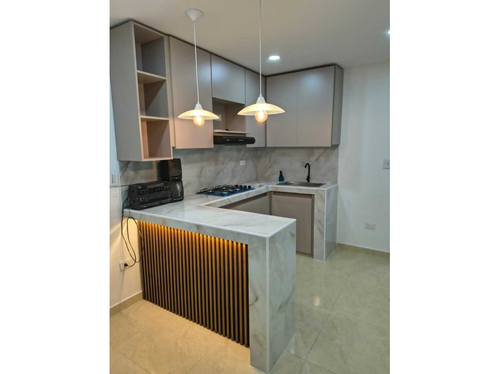 VENDO CASA PRIMER PISO BARRIO GIRARDOT