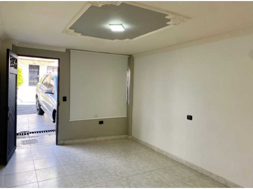 VENDO CASA PRIMER PISO EN ARANJUEZ