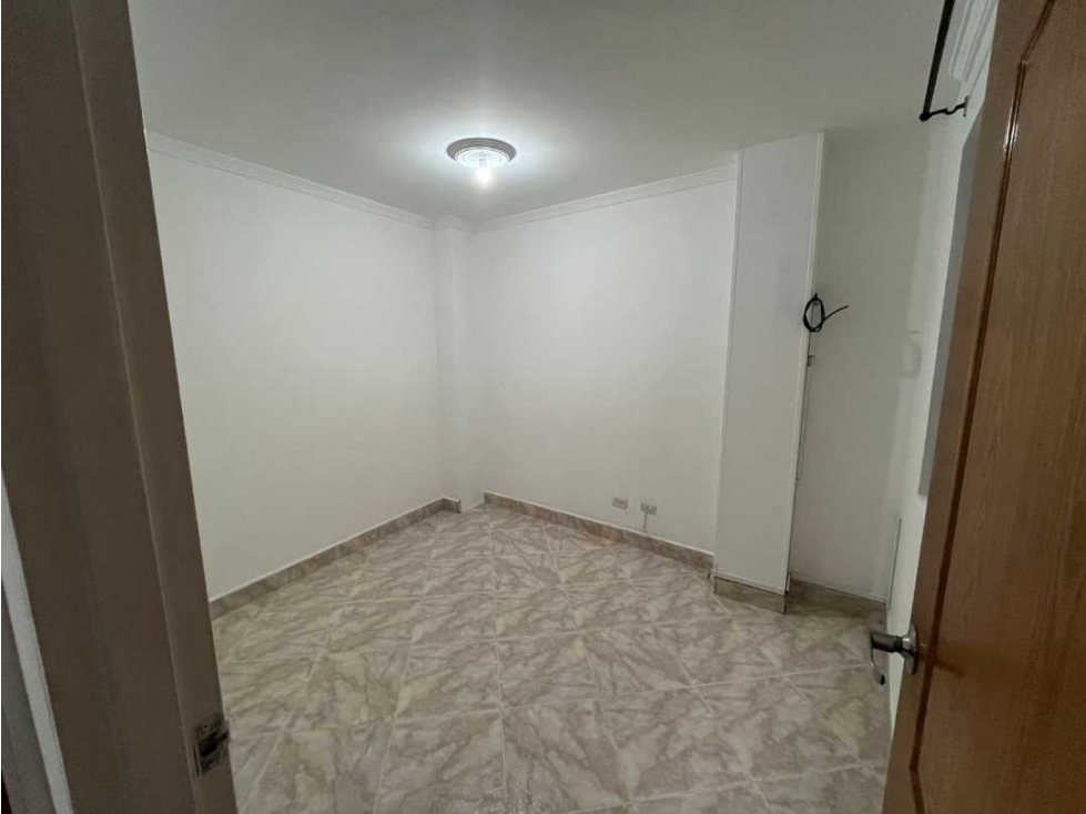 VENDO CASA PRIMER PISO EN LA AMÉRICA SECTOR SANTA MÓNICA — foto 4