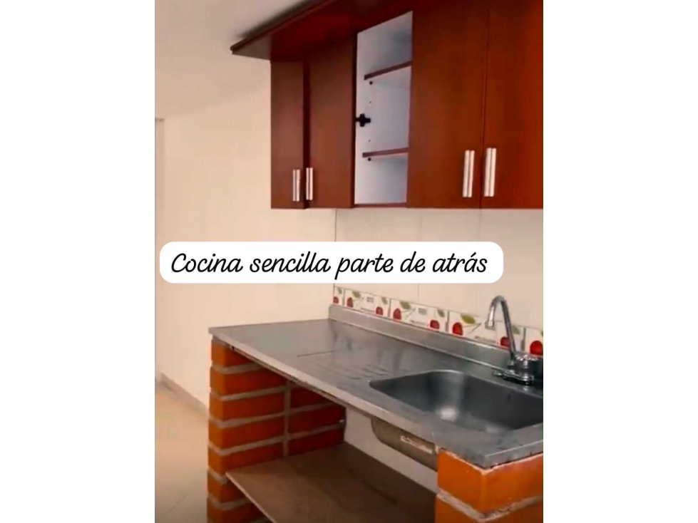 VENDO CASA PRIMER PISO LÓPEZ DE MESA CERCA A LA CARRERA 65 — foto 4