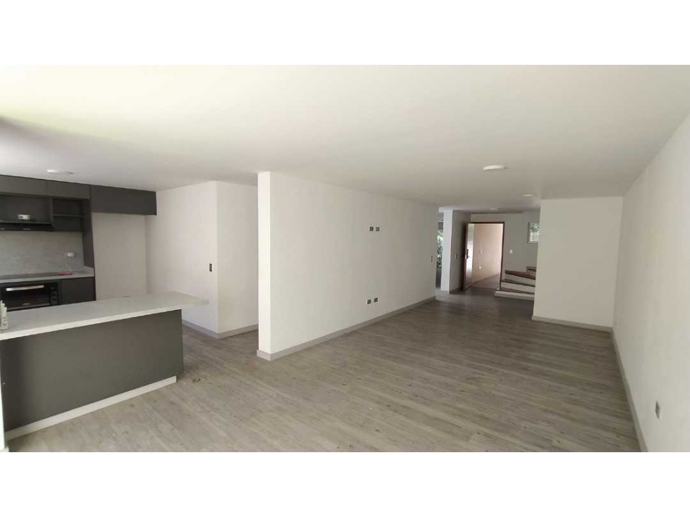Vendo casa remodelada - 3