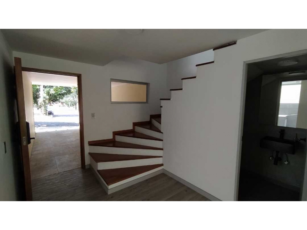 Vendo casa remodelada - 4