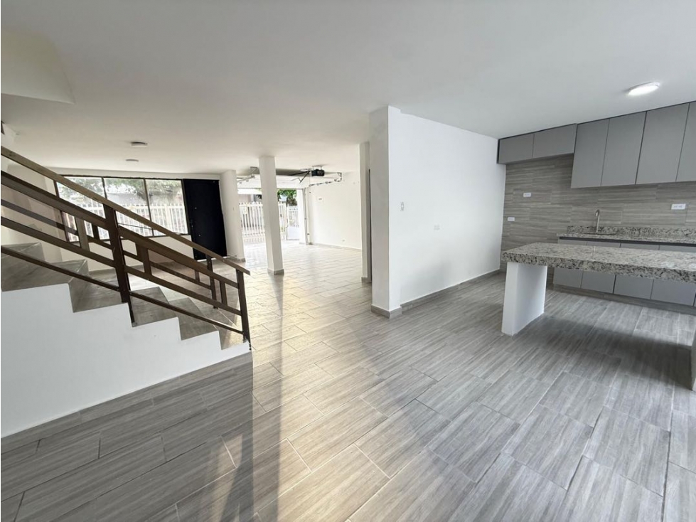 VENDO CASA REMODELADA EN CRESPO CARTAGENA