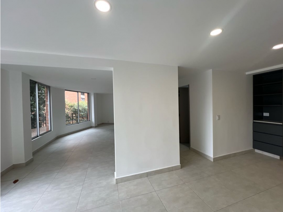 VENDO CASA REMODELADA EN EL POBLADO LOMA LOS BALSOS — foto 3