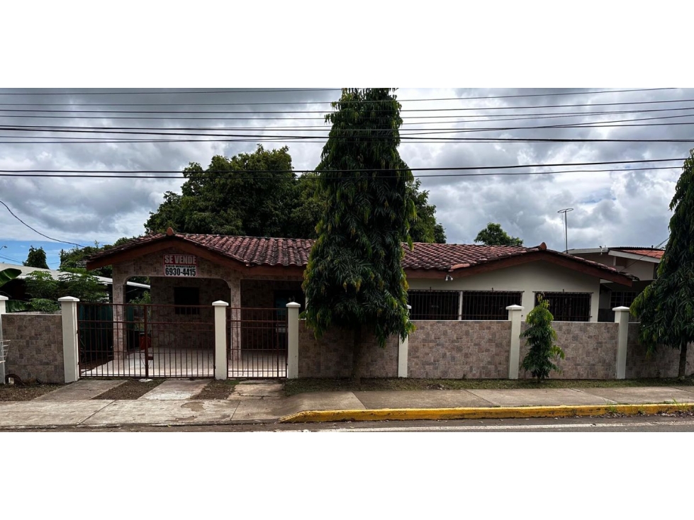 VENDO CASA RESIDENCIAL EN LA VILLA DE LOS SANTOS 200M2 JP - 1