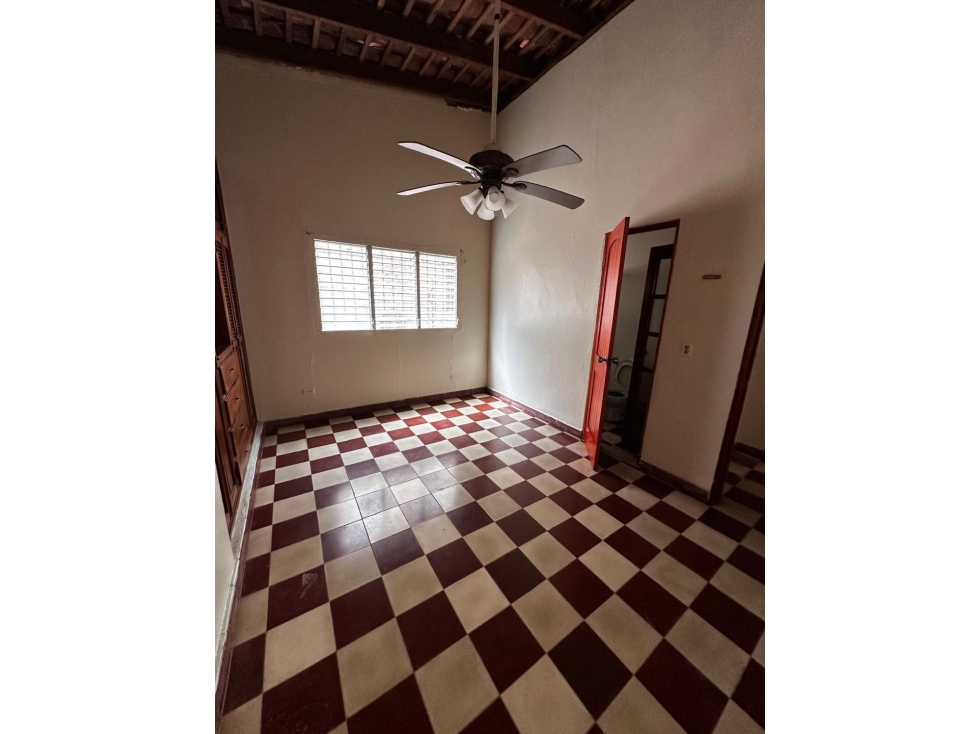 VENDO CASA RESIDENCIAL EN LA VILLA DE LOS SANTOS 200M2 JP - 4