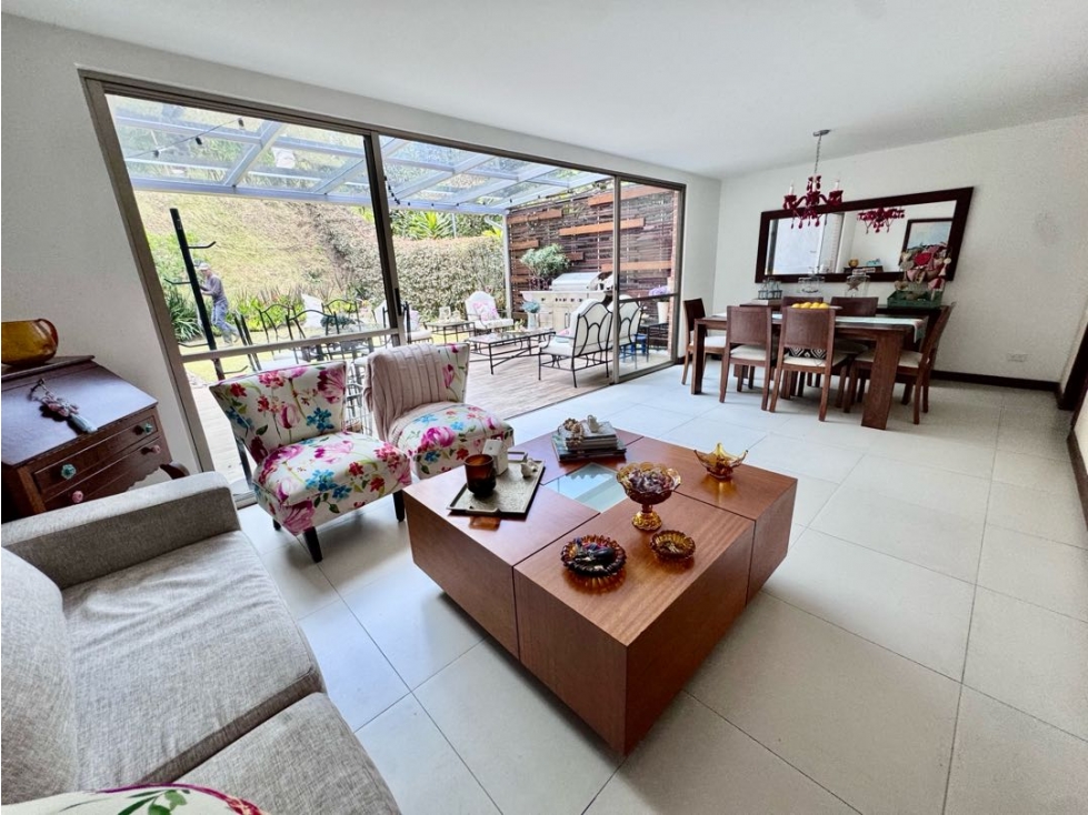 VENDO Casa Sector Cumbres 220 m² — foto 2