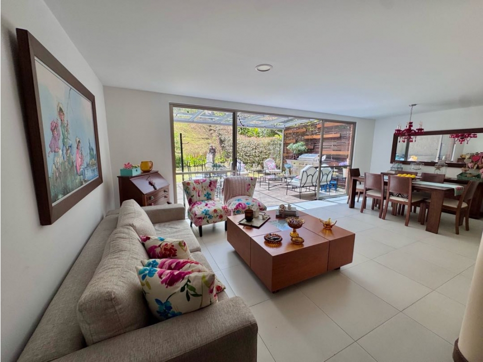 VENDO Casa Sector Cumbres 220 m² — foto 4