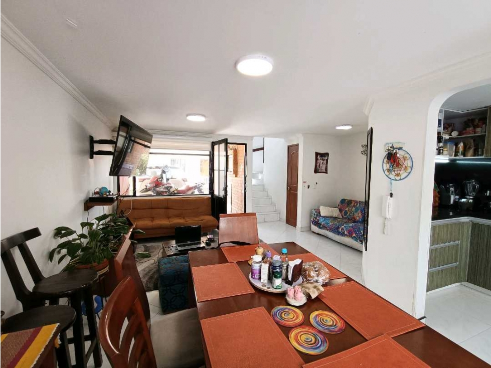 Vendo Casa sector Tres Esquinas Chía
