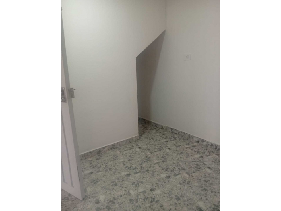 VENDO CASA SEGUNDO PISO EN PEDREGAL CERCA A LA VAQUITA — foto 5