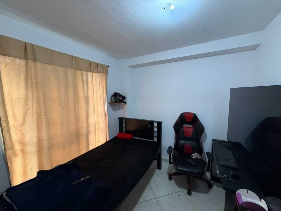 VENDO CASA SEGUNDO PISO EN ROBLEDO, CUENTA CON TERRAZA — foto 6