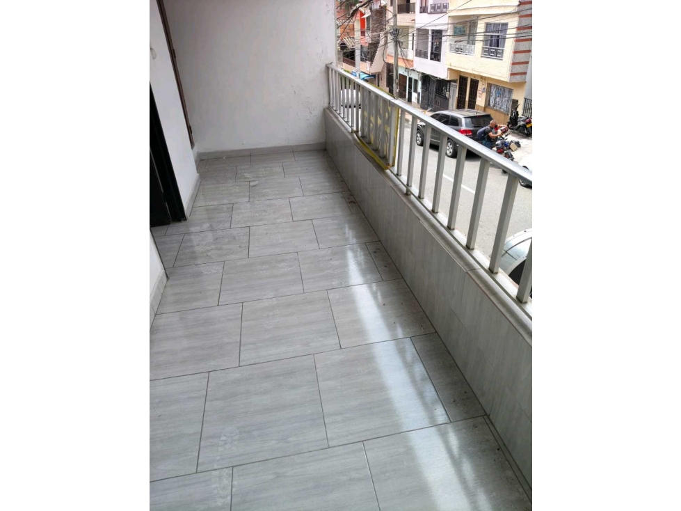 VENDO CASA SEGUNDO PISO GRAN AVENIDA BELLO — foto 2
