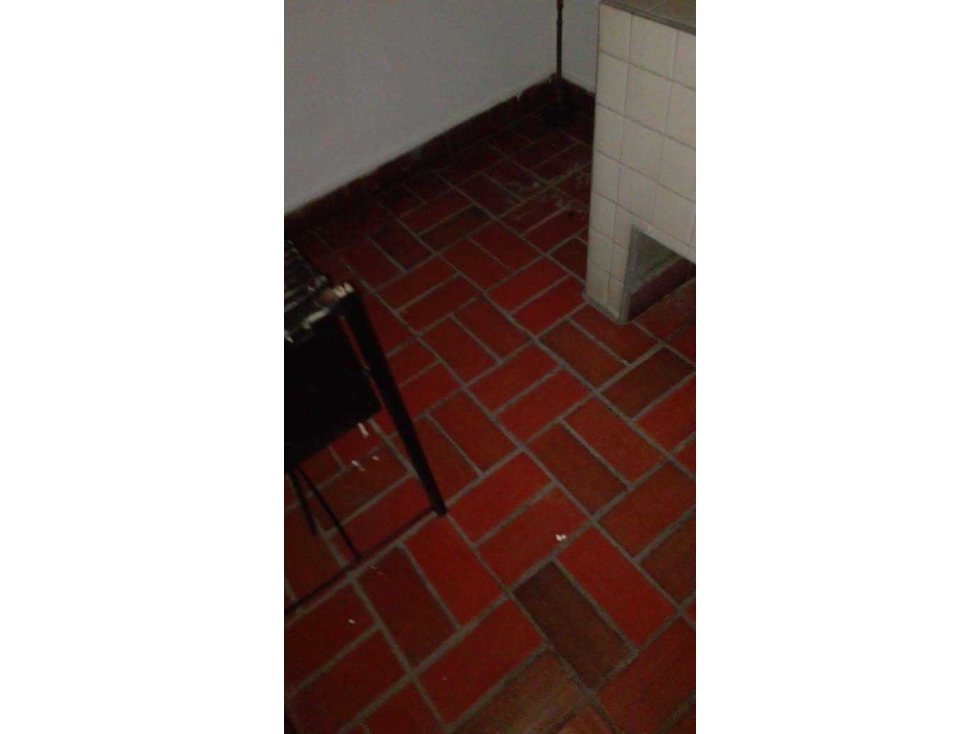 Vendo casa sur de cali barrio Aranjuez esquinera 2 pisos independ.. - 4