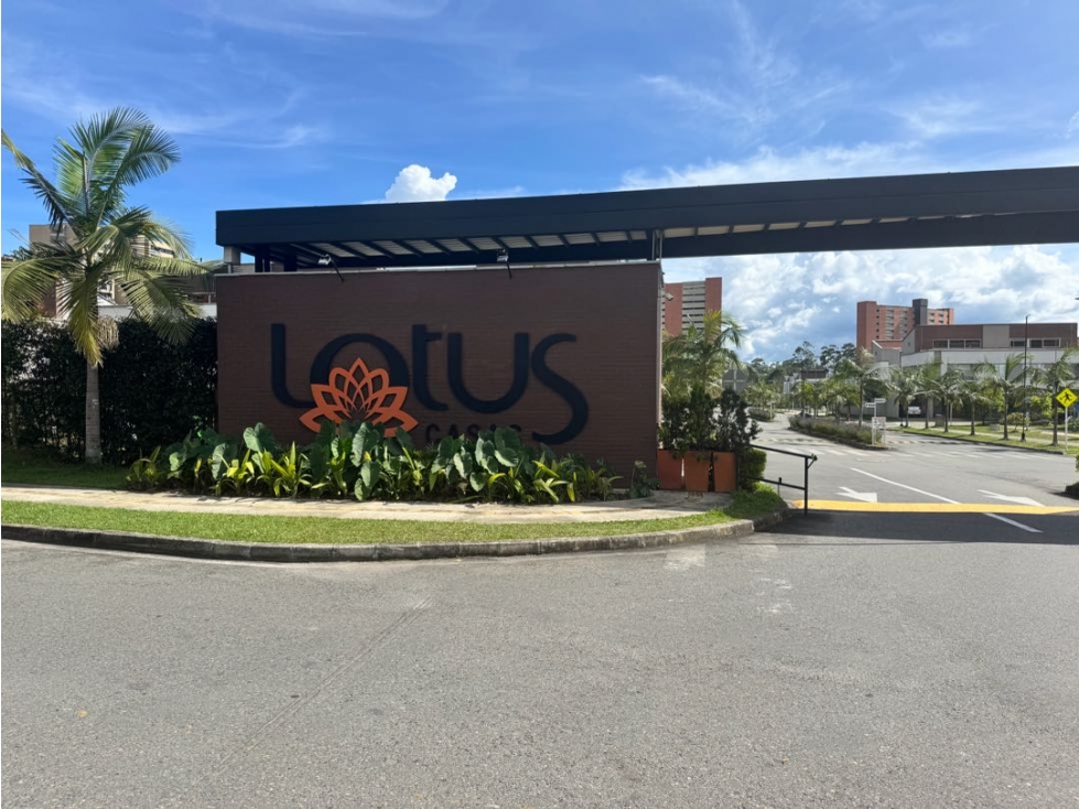 Vendo casa tipo campestre en Rionegro urbanización lotus