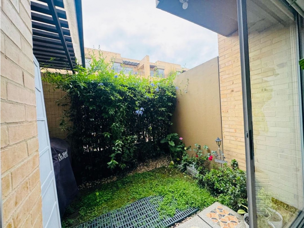 Bajo de precio! Casa en venta en cajica en conjunto cerrado. — foto 3
