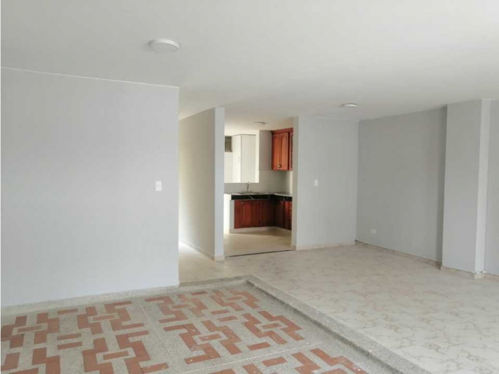 VENDO CASA TRES NIVELES EN CORALES PEREIRA — foto 2