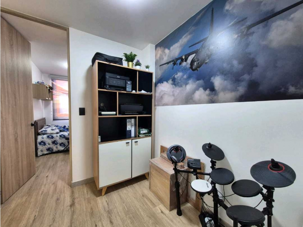 VENDO CASA TRES NIVELES REMODELADA EN NORTE DE BOGOTÁ. — foto 5
