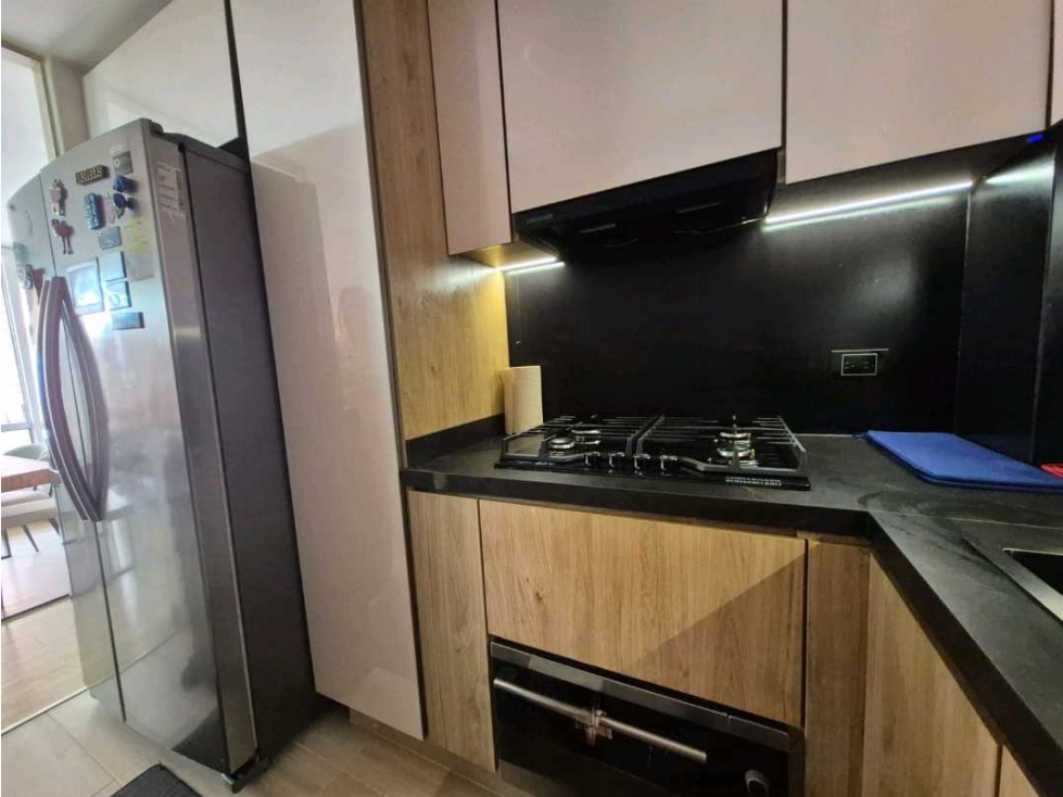 VENDO CASA TRES NIVELES REMODELADA EN NORTE DE BOGOTÁ. — foto 2