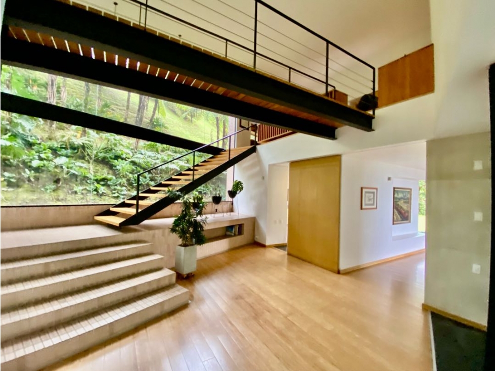 Vendo casa. Unidad cerrada. Alto Las Palmas. — foto 3