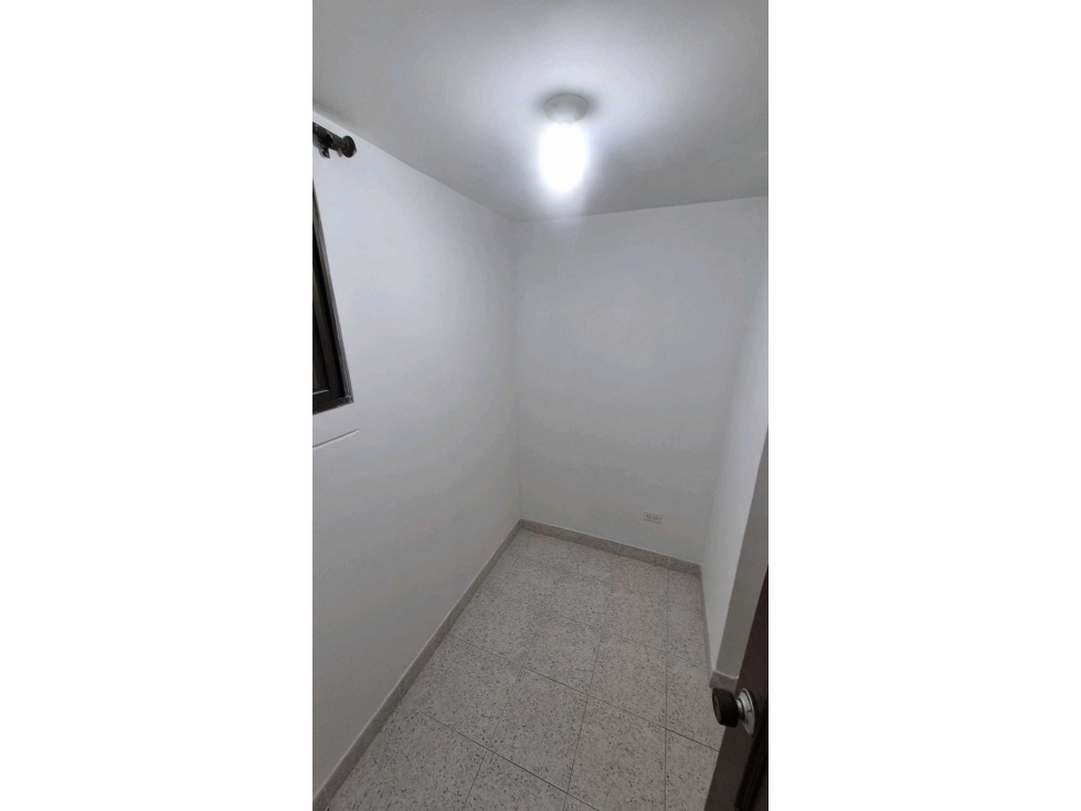 Vendo casa unidad cerrada en el sur de cali barrio bosques del limonar — foto 5