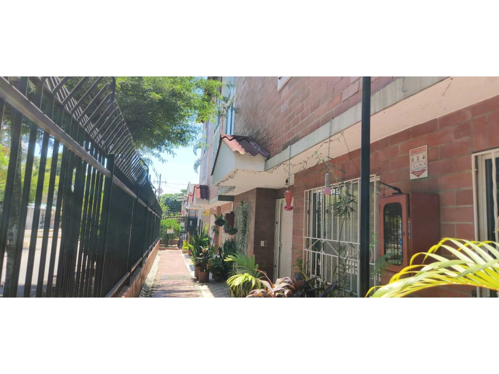 Vendo casa unidad en cali barrio el caney 3 alcbas 3 baños parquadero — foto 2
