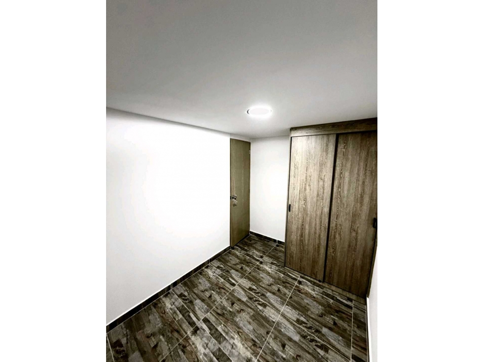 VENDO CASA UNIFAMILIAR 1Y2 PISO EN BELÉN LAS VIOLETAS-PARQUEADERO — foto 5