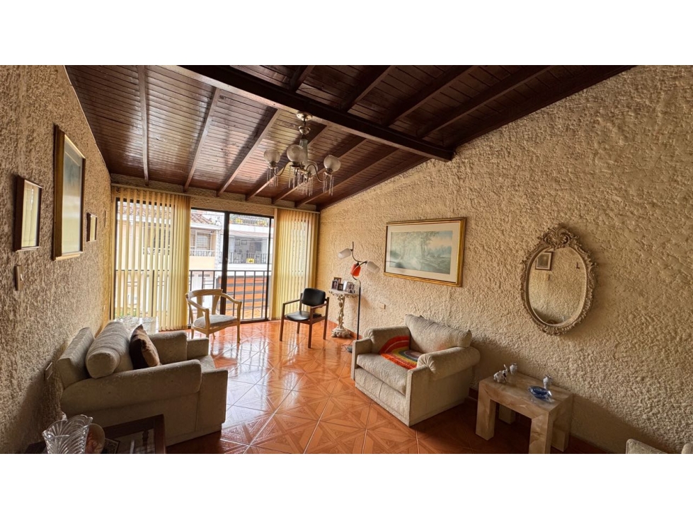 Vendo Casa Unifamiliar Belén La Nubia