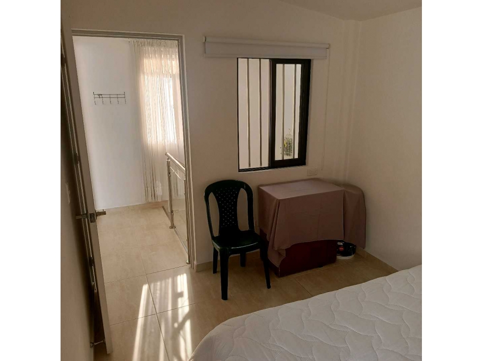 VENDO casa unifamiliar con buenos acabados en prados de sabaneta — foto 4
