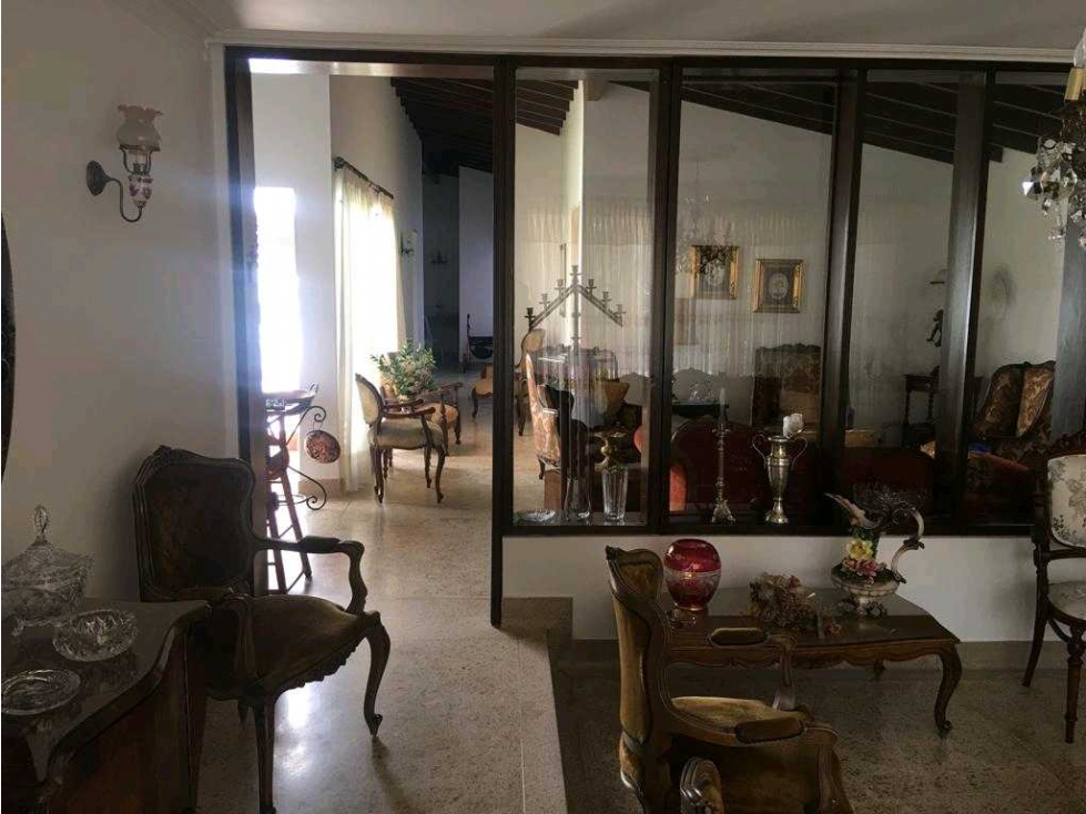 VENDO CASA UNIFAMILIAR EN MEDELLIN EL VELODROMO — foto 4