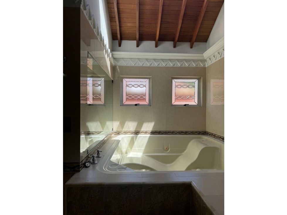 Vendo Casa Unifamiliar en Medellín Poblado San Lucas — foto 5