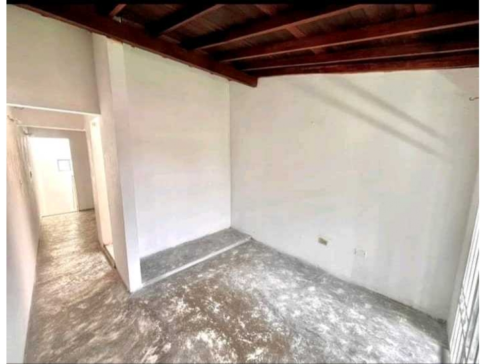 VENDO CASA UNIFAMILIAR EN ROBLEDO — foto 2