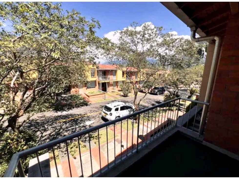 VENDO CASA UNIFAMILIAR EN SURAMERICA CON PATIO INTERNO UNIDAD CERRADA — foto 4