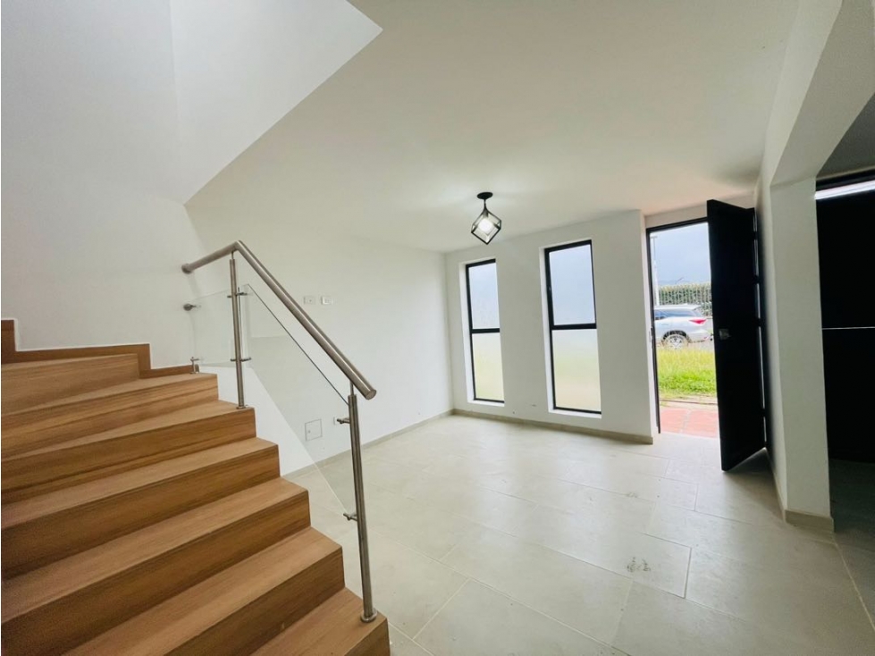 VENDO CASA UNIFAMILIAR EN UNIDAD ABIERTA - LA CEJA ANTIOQUIA