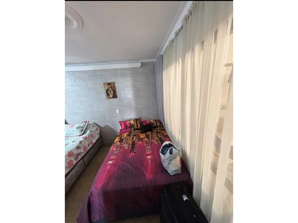 VENDO CASA UNIFAMILIAR EN VILLA HERMOSA MEDELLÍN — foto 5