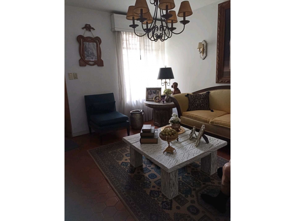 Venta casa unifamiliar sector floresta a una cuadra del parque — foto 3