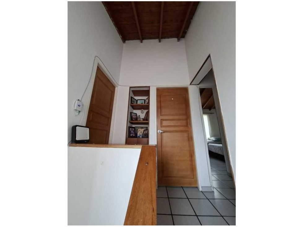 VENDO CASA UNIFAMILIAR TIPO LOTE EN MOLINARES BELLO - 5