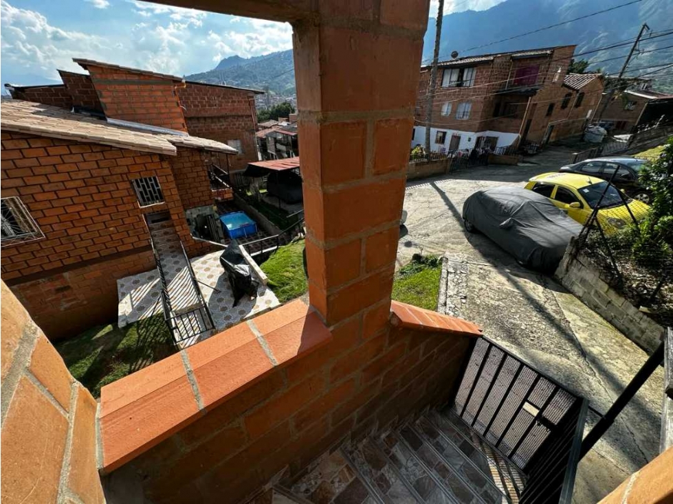VENDO CASA URBANIZACION EL MIRADOR BELLO ANTIOQUIA — foto 4