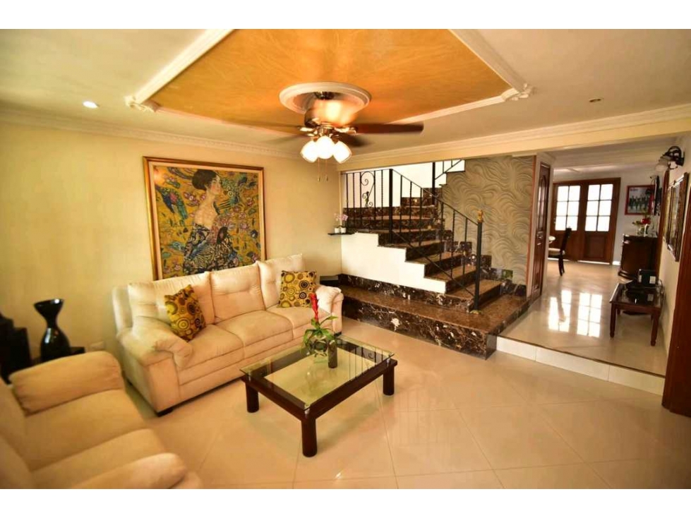 VENDO CASA URBANIZACION VILLA VENECIA MANGA CARTAGENA