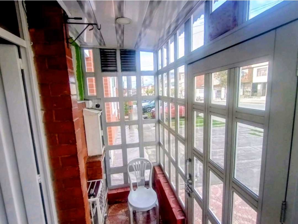 VENDO CASA VIA PRINCIPAL SOACHA QUINTAS DE LA LAGUNA — foto 2