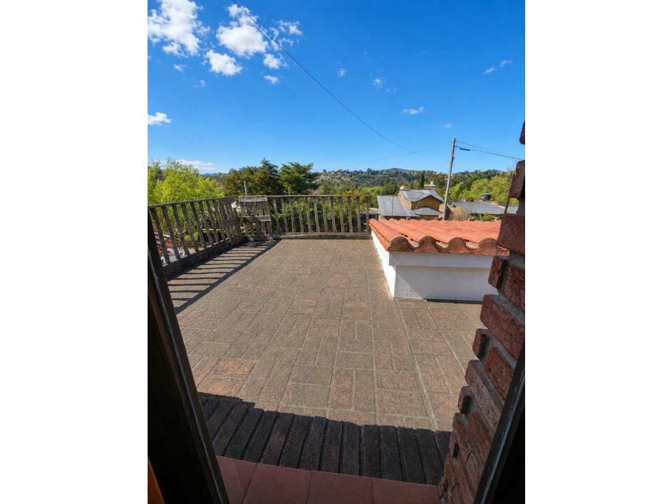 CASA EN CARLOS PAZ SIERRAS A PASOS DEL RÍO FINANCIA 60 CUOTAS — foto 2