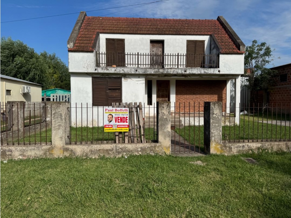 Vendo Casa y Galpón en Caseros, Entre Ríos. - 2