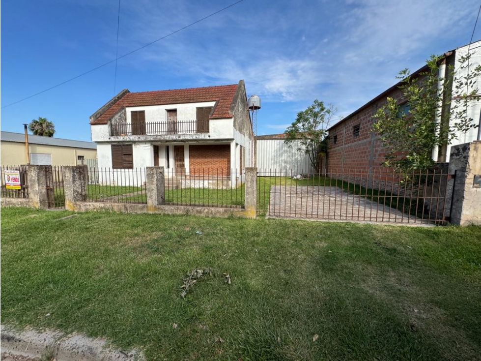 Vendo Casa y Galpón en Caseros, Entre Ríos. - 5