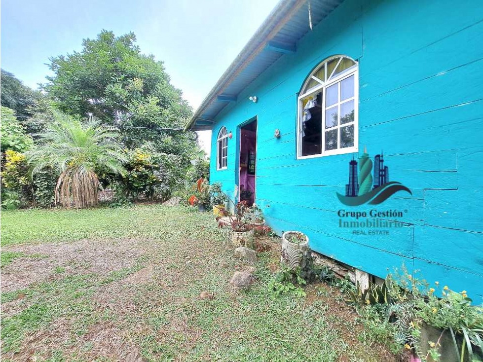VENDO CASA Y LOTE DE 1508M2 PRECIO NEGOCIABLE - 5