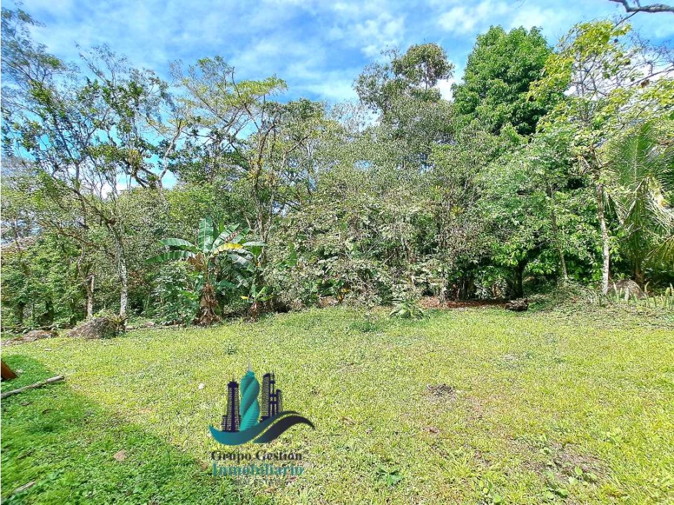 VENDO CASA Y TERRENO DE 1856M2 BORDEADO X RIO EN BOQUERON - 3