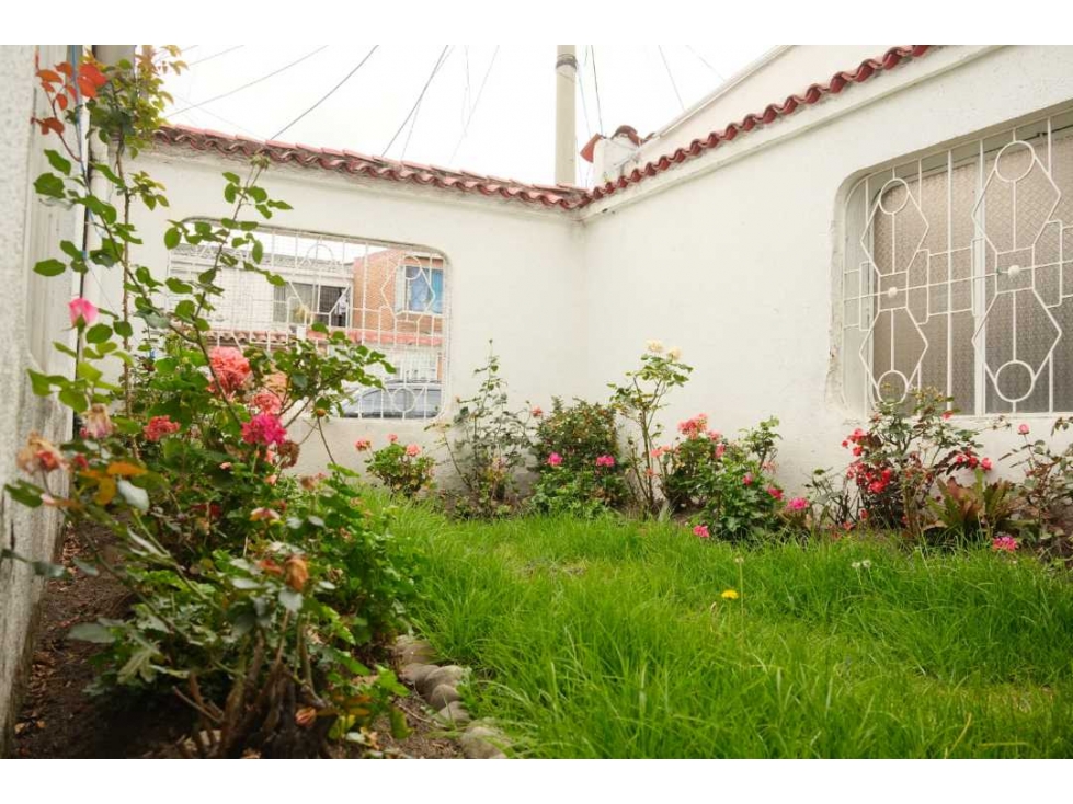 Vendo casa zona sur bogota barrio las americas area 140 m² — foto 2