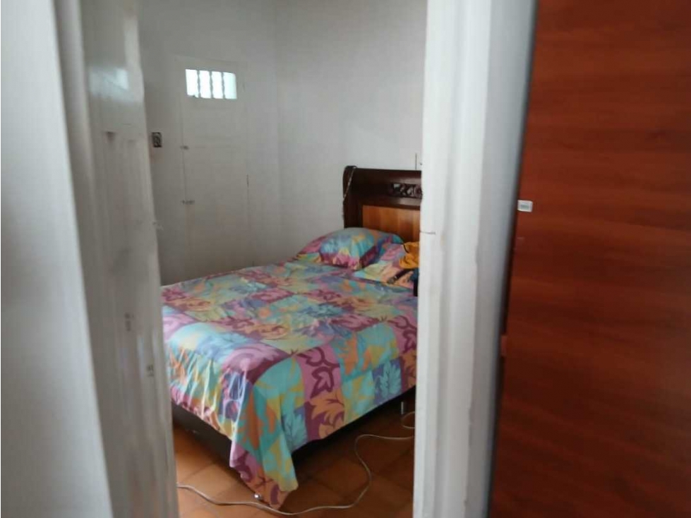 VENDO CASALOTE EN LA AMÉRICA SECTOR DANUBIO — foto 4