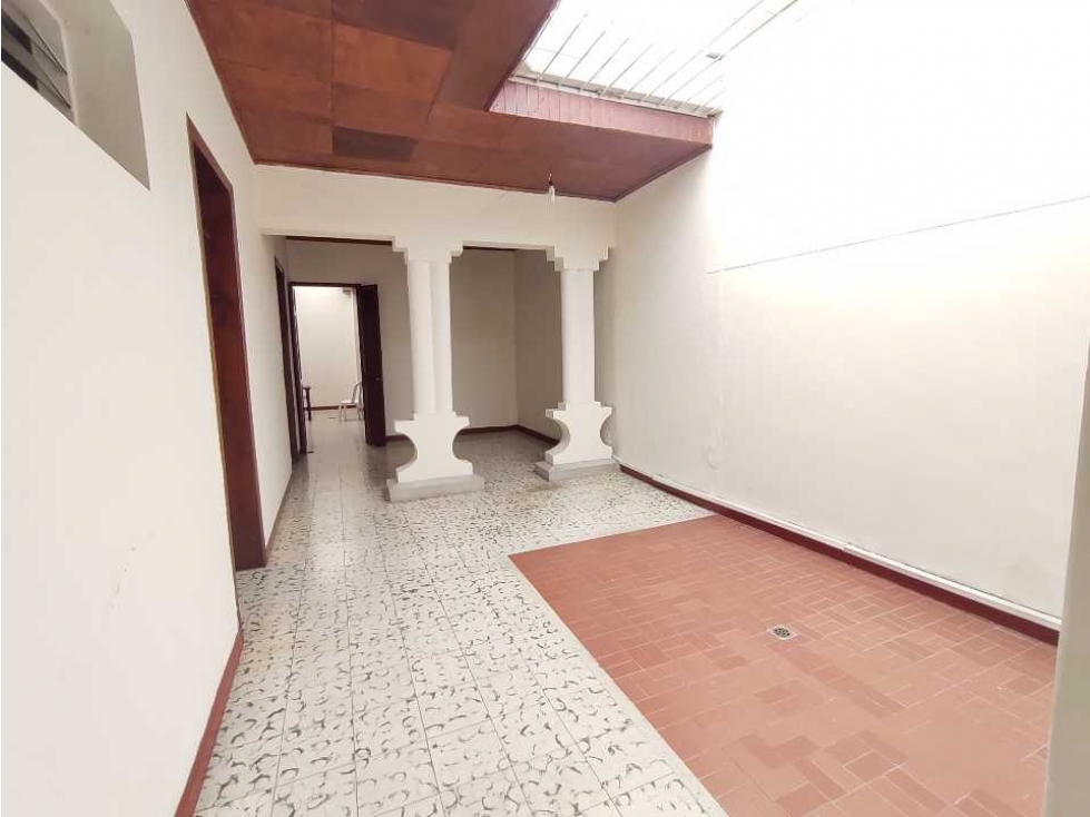 VENDO CASA-LOTE EN MEDELLIN, SECTOR LA AMERICA — foto 4