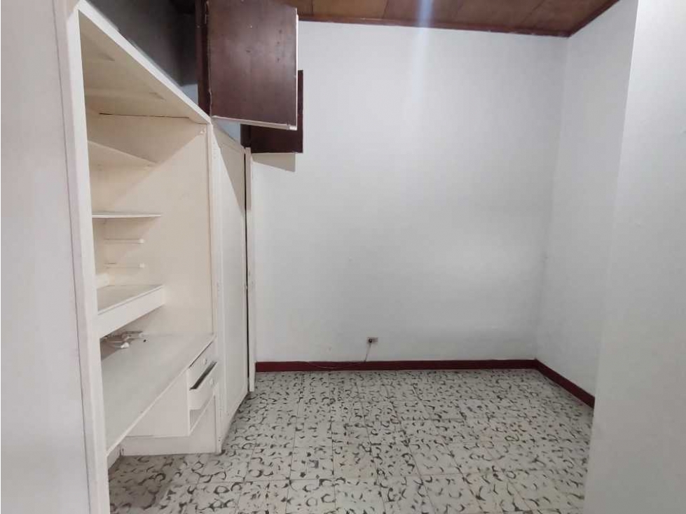 VENDO CASA-LOTE EN MEDELLIN, SECTOR LA AMERICA — foto 5