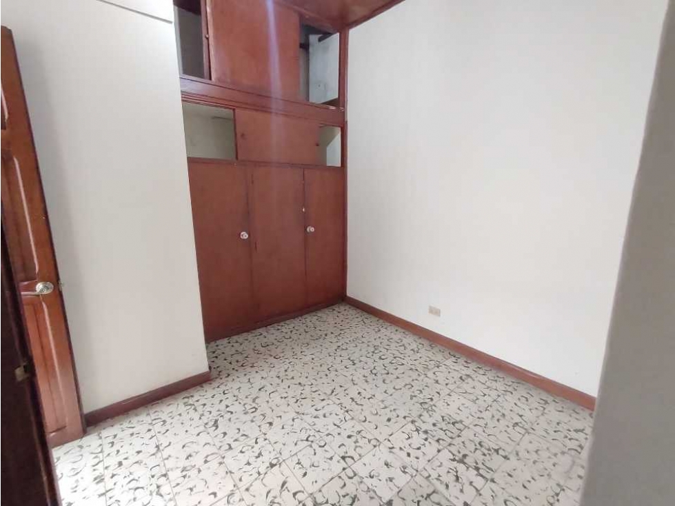 VENDO CASA-LOTE EN MEDELLIN, SECTOR LA AMERICA — foto 6